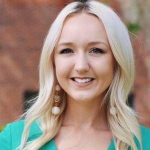 Meet your Posher, Brooke